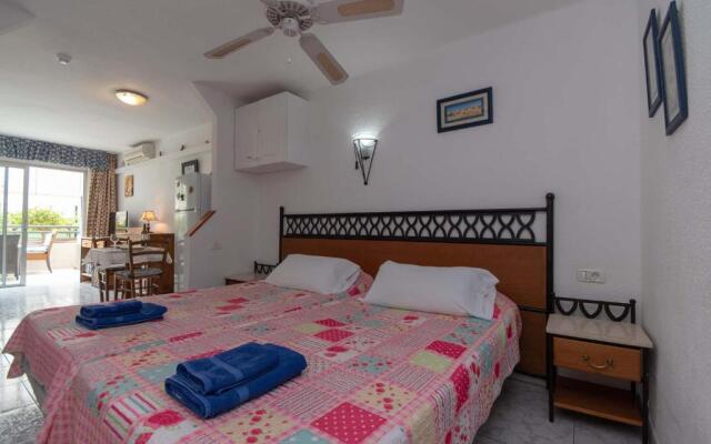 Santa Maria 131 - Studio with air conditioning