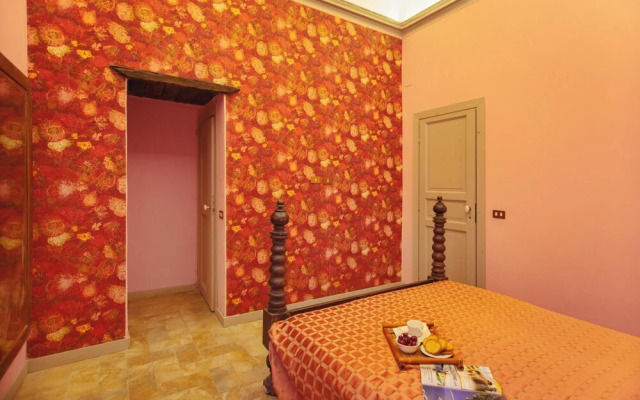 Rainbow City Center Apartment by Wonderful Italy