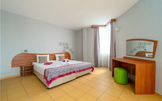 MPM Kalina Garden Hotel