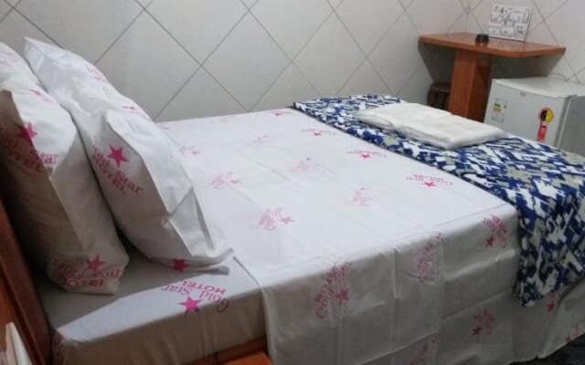 Gold Star Hotel