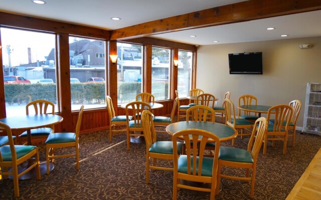 Americas Best Value Inn Plattsburgh
