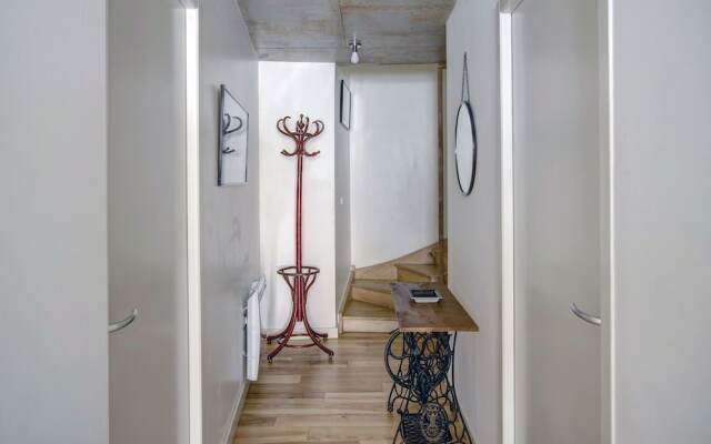 Le Faubourg, charmant duplex pour 4 avec parking!