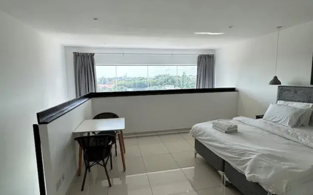 Peravi Suites at Embassy Gardens