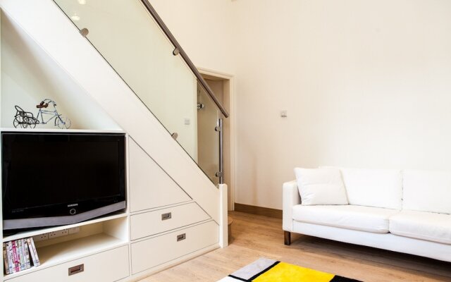 1 Bedroom Apartment Close to Gloucester Road Station