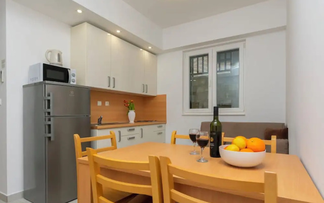 Apartments Villa Milas With Pool