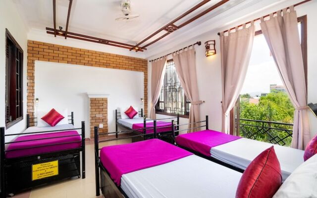 Tribee Ede Central Hostel
