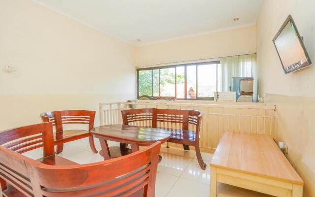 OYO 1956 Kana Family Residence