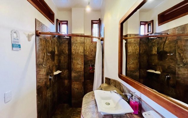 Lava Heron Galapagos Apartment