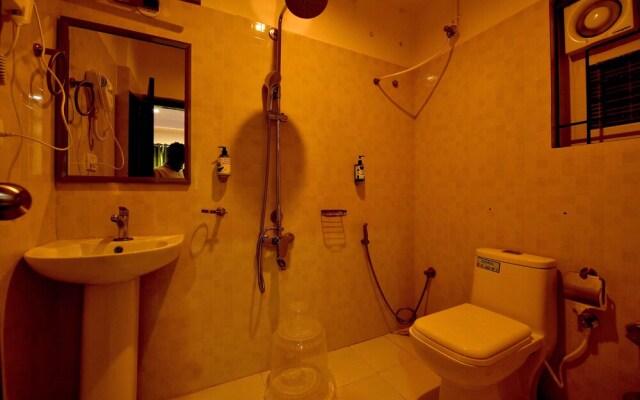 Vera by Bisque Brookefield