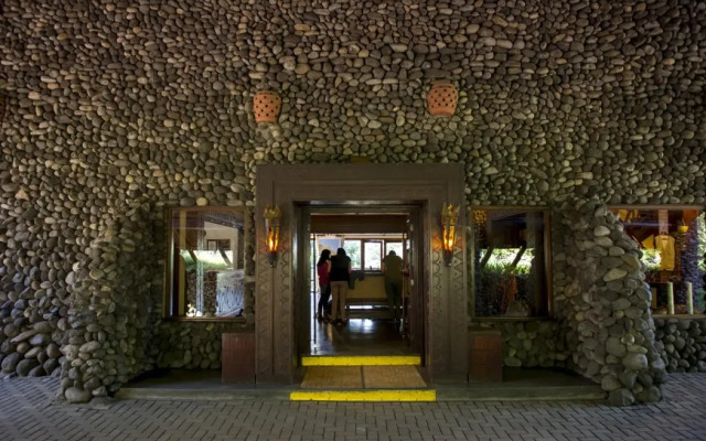 Ngorongoro Serena Safari Lodge