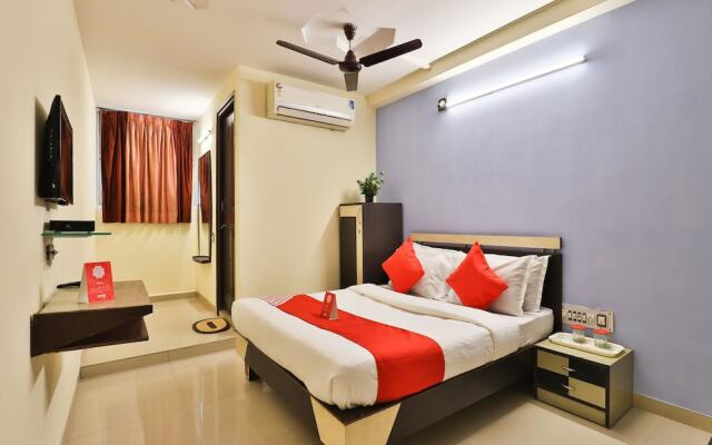 Collection O 8376 Hotel Angel Plaza