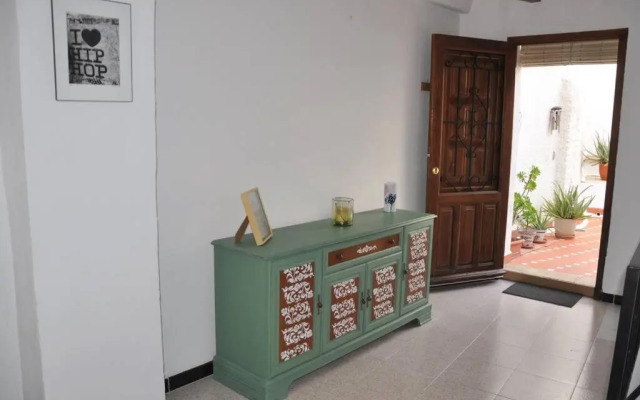 Quirky townhouse with a seaview roof terrace