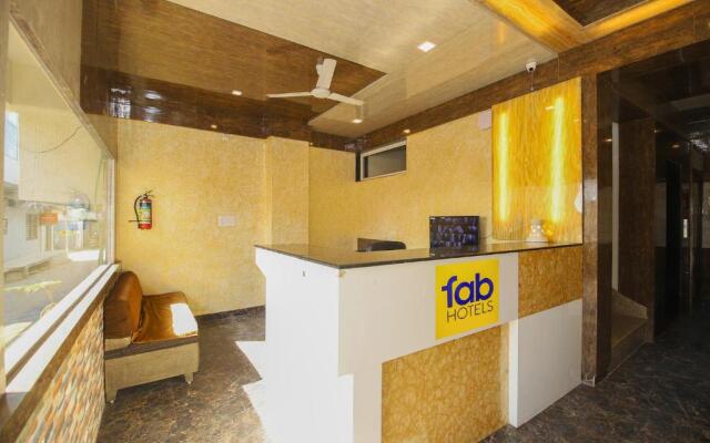 FabHotel Prime The Royal Galaxy
