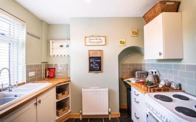 Seaside Snug – 2 bedroom home