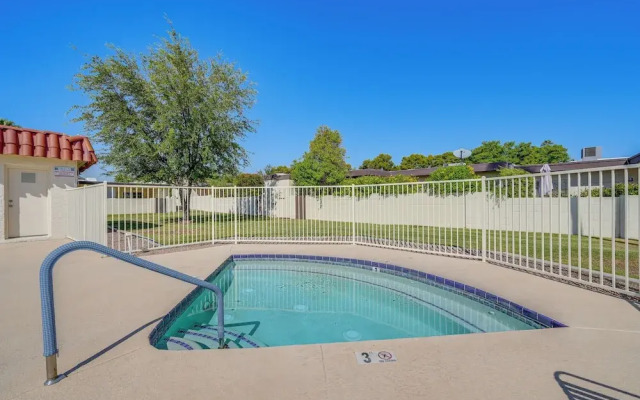 Chic Retreat w/ Patio in Scottsdale!