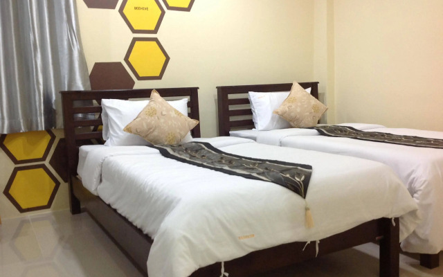 Beehive Patong Hostel