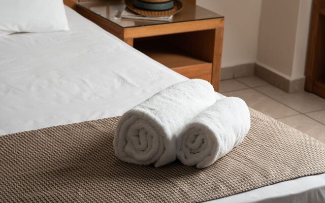 Maleme Mare Beach Resort Hotel