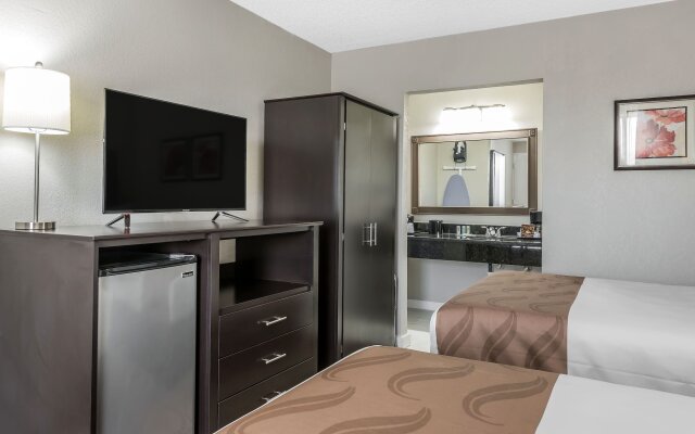 Quality Inn & Suites Kissimmee by The Lake