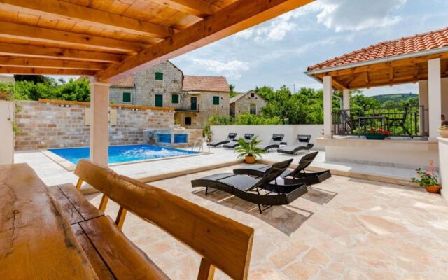 Pool Villa David Brač Island