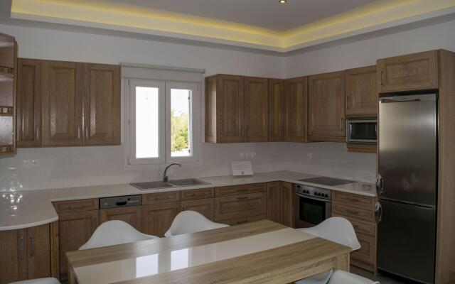 Giannoulaki Resort