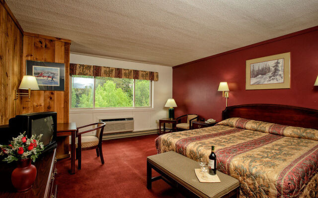 Snowy Owl Inn And Resort