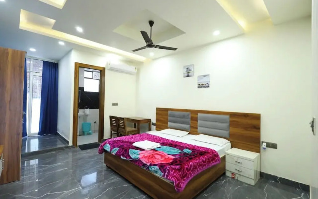 Radha krishna spiritual stay