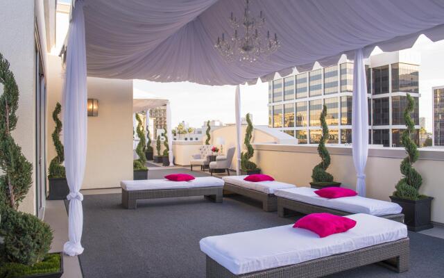 Luxe Rodeo Drive Hotel
