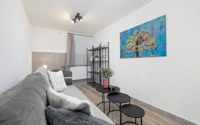 Apartment Moniuszki Cracow by Renters