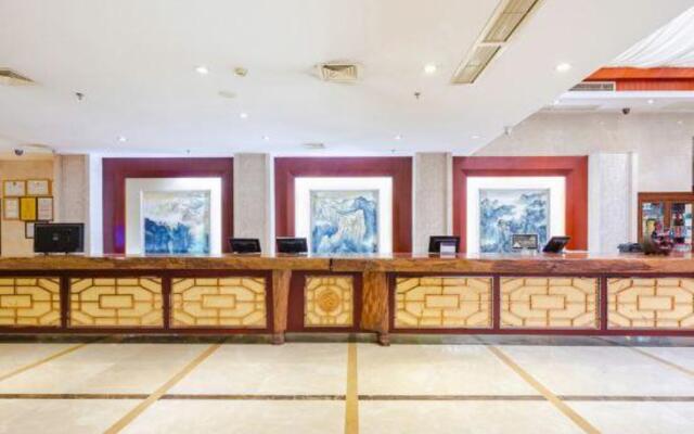 Zenec Elegant Hotel