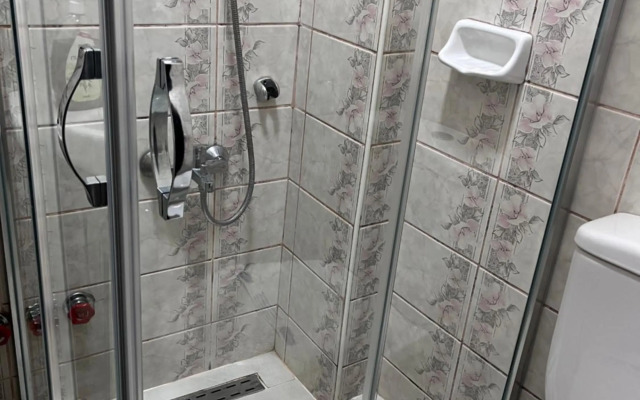 Kadikoy Otel Konak