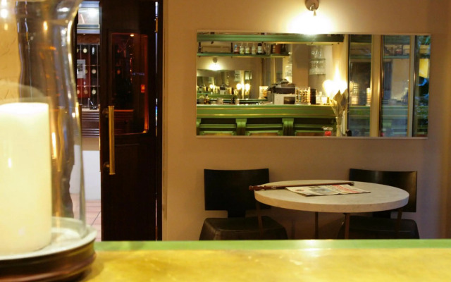 Hotel Albion