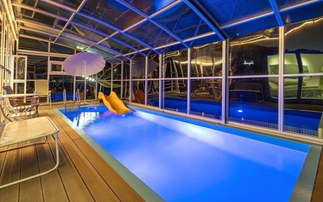 Gapyeong Jinikidsdogchaepoolvilla