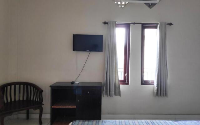 OYO 90096 Hotel Tiana