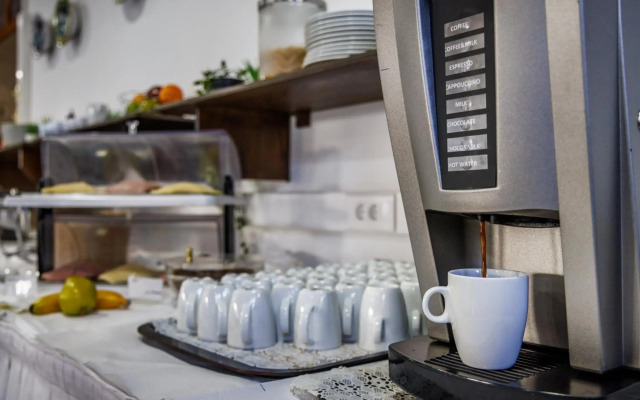 Hotel Dionyssos