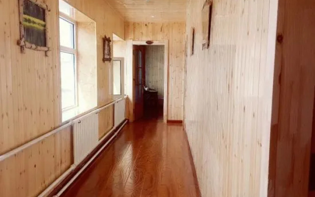 Ergun Shiwei Linjiang Sophia Family Tour Homestay
