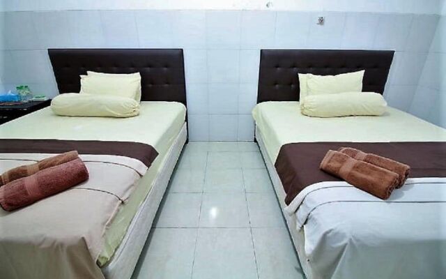 OYO 418 Setra House