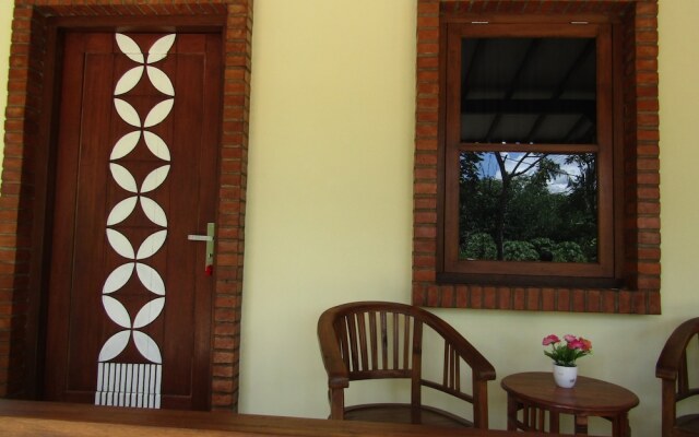 Nia Maretta House Syariah