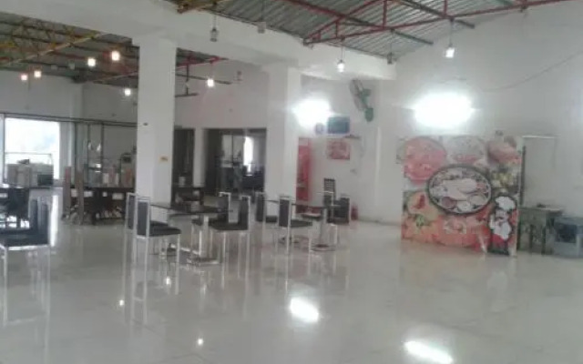 Hotel DK Motels