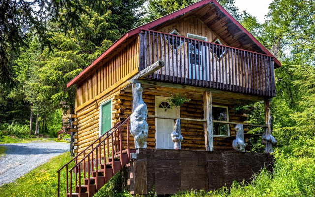 Midnight Sun Log Cabins