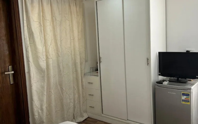 Lilly Rooms and Studios