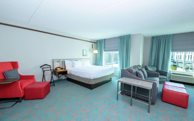 Hilton Garden Inn Asheville Downtown