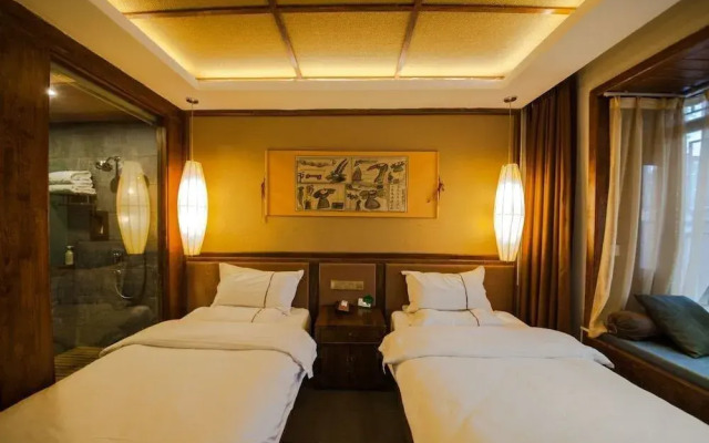 Floral Hotel Lijiang Yishe