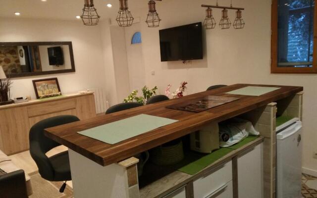 Bel appartement avec jardin privatif