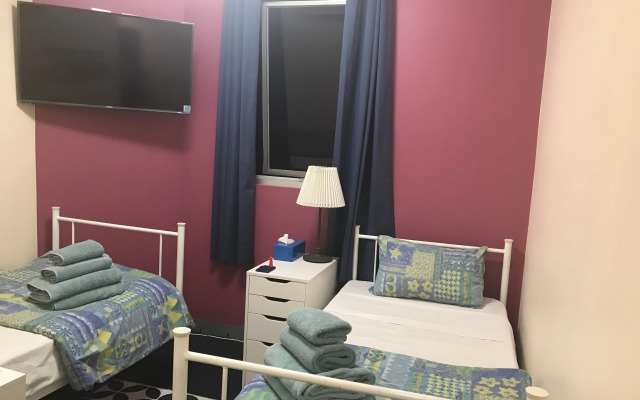 22 Travellers Accommodation