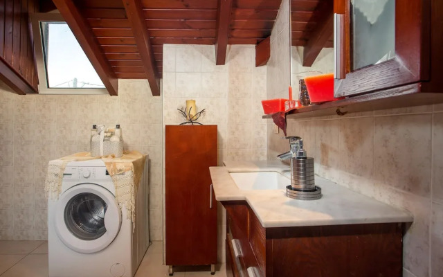 Villa Marilia - Lux home near Beach
