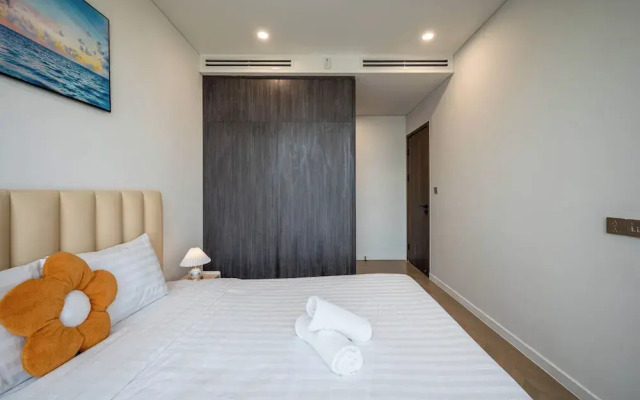 The Lumiere Luxury Citypoint ANGIA