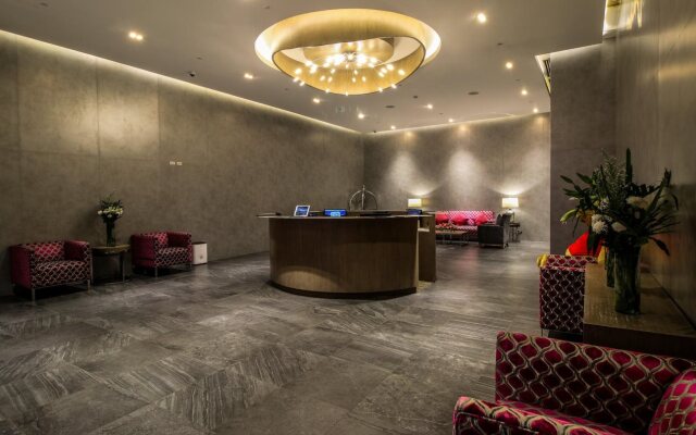 The Mini Suites - Eton Tower Makati