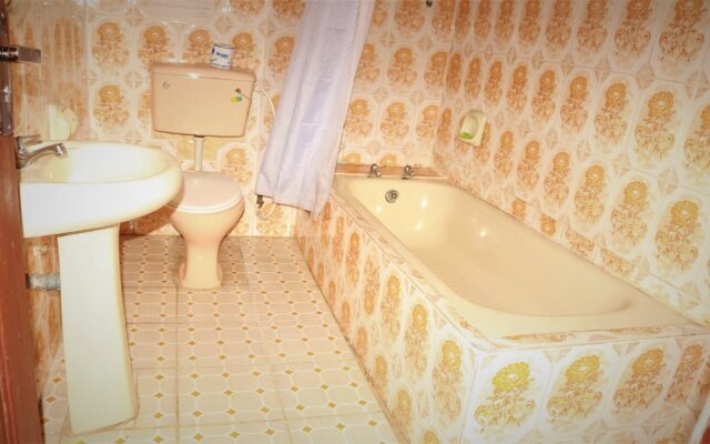 Emrosy Hotels And Suites