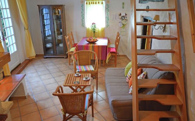 Atmospheric Gîte in Marvellous Interesting Natural Surroundings