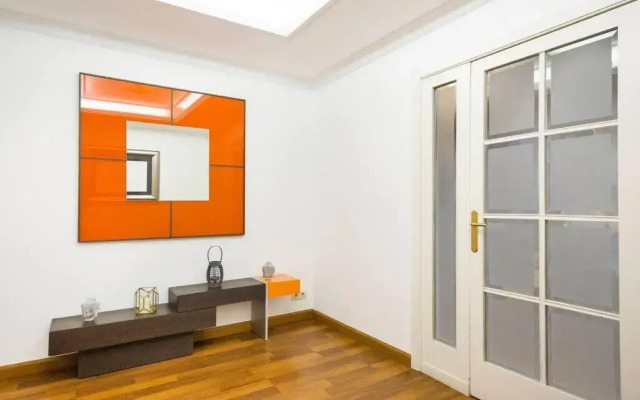 Central and Elegant 4 Bedroom by Placa Catalunya